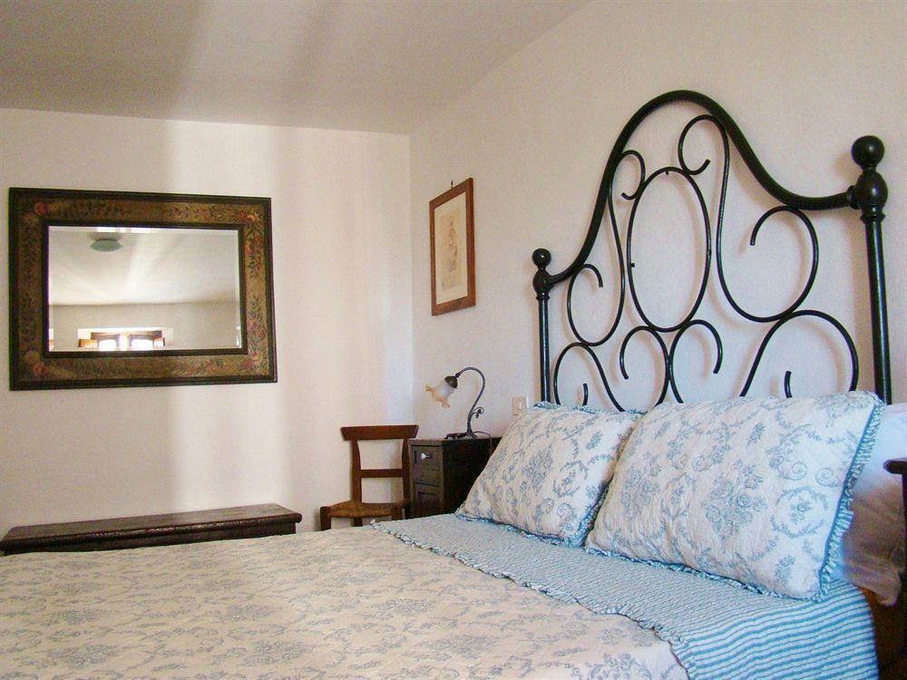 Borgo Tepolini Country House Кастель-дель-П'яно Екстер'єр фото