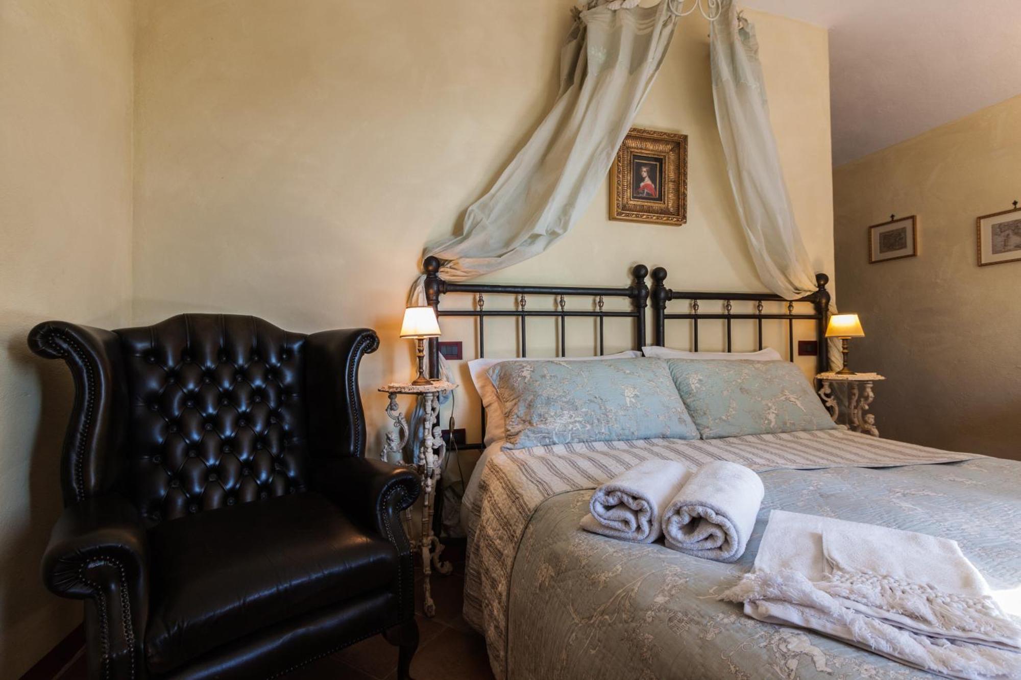 Borgo Tepolini Country House Кастель-дель-П'яно Екстер'єр фото