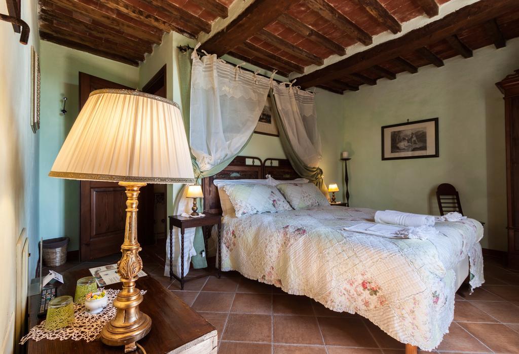 Borgo Tepolini Country House Кастель-дель-П'яно Екстер'єр фото