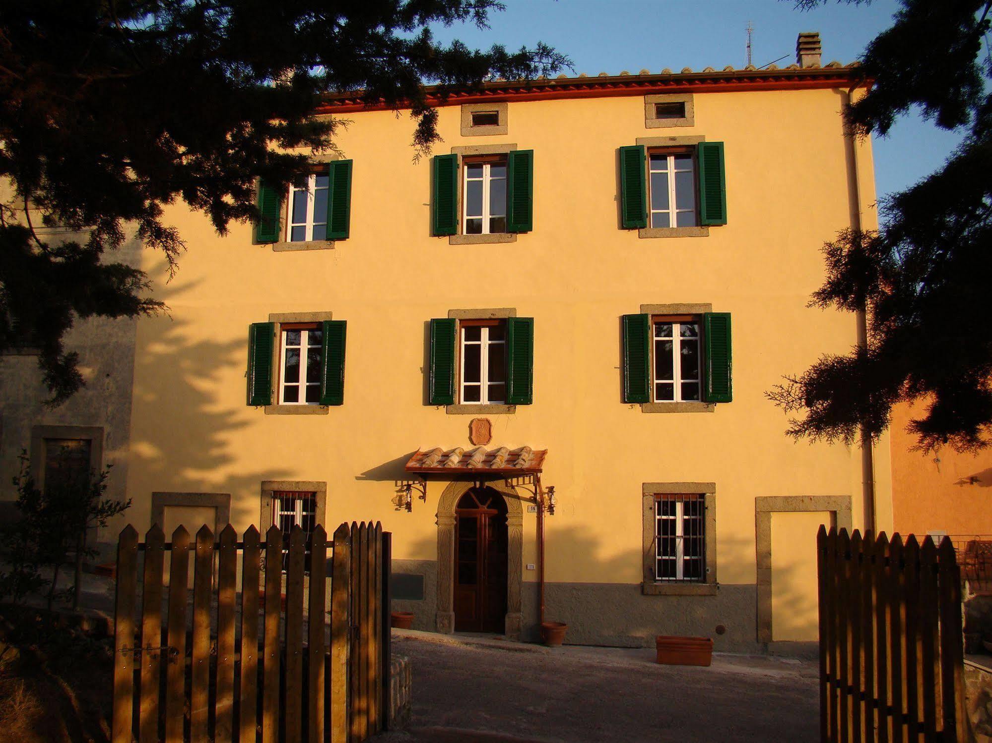 Borgo Tepolini Country House Кастель-дель-П'яно Екстер'єр фото