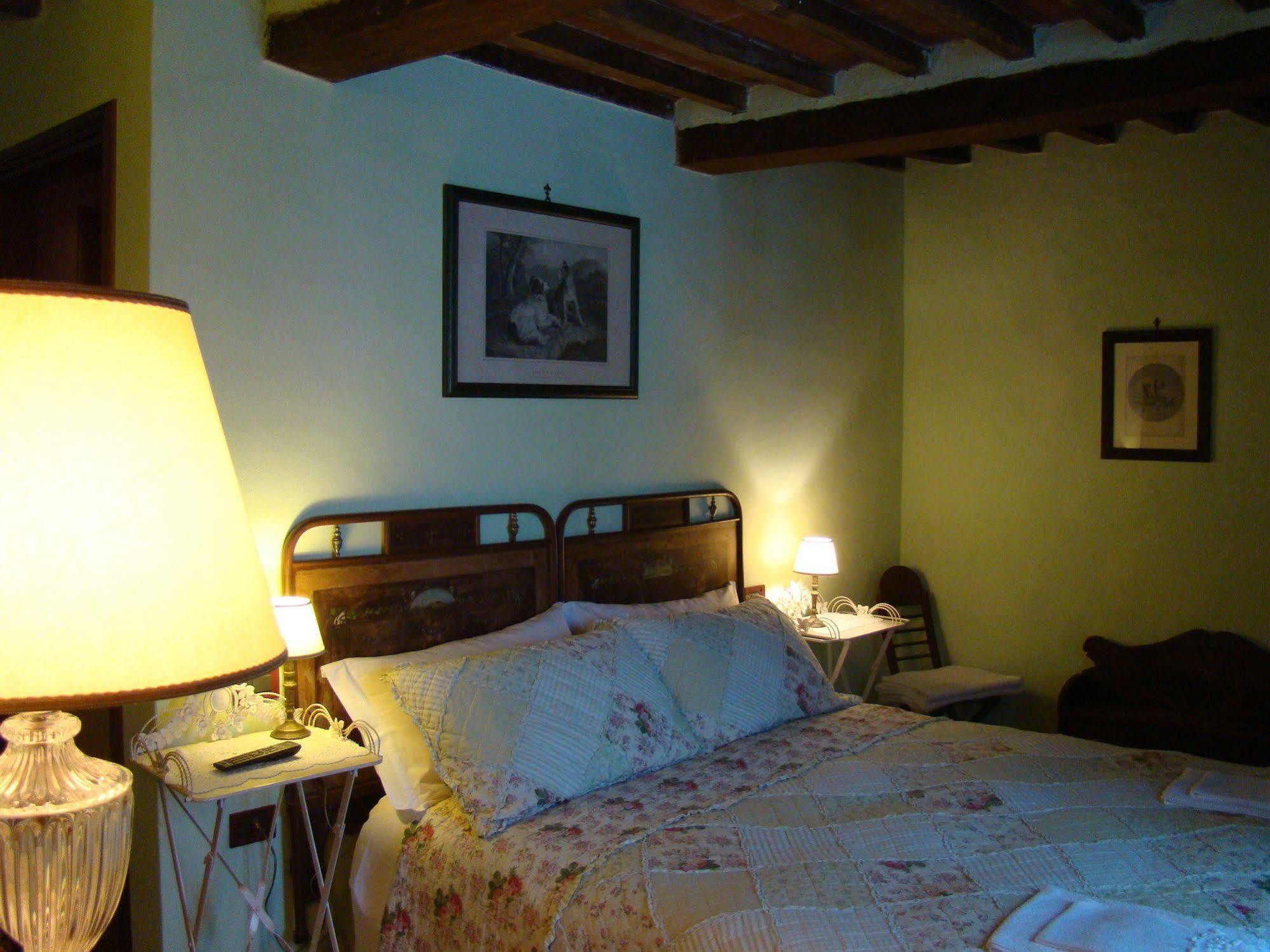 Borgo Tepolini Country House Кастель-дель-П'яно Екстер'єр фото